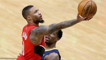 bob半岛体育官网-独自带队场均36+9冲到西部前4！利拉德挤进MVP争夺